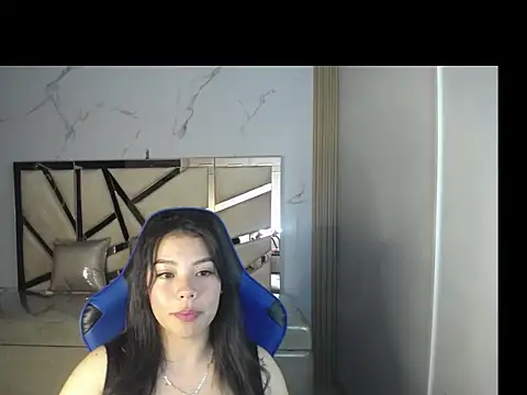 amy95 a online show from October 2025 08:08:02 PM