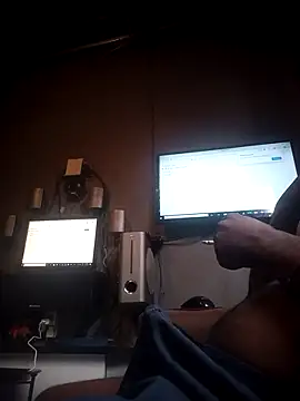 Pussylover911o online show from December 2025 05:57:01 AM