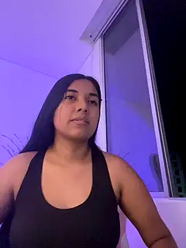 aly nicols online show from November 2025 06:07:02 AM