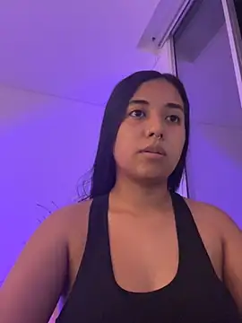 aly nicols online show from November 2025 03:49:02 AM