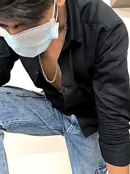 Snapshot of adi8210 chatting on November 2025 11:54:01 AM adi8210 online show from November 2025 11:54:01 AM