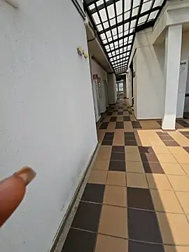 Trissa Benson online show from November 2025 04:18:01 PM