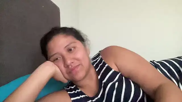 Snapshot of Kmiii21 chatting on February 2026 08:38:01 PM Kmiii21 online show from February 2026 08:38:01 PM