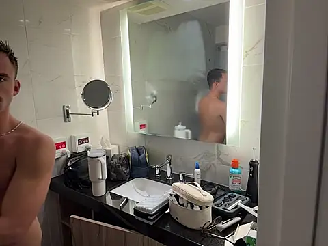 Snapshot of bobbyatx chatting on October 2025 12:26:01 AM bobbyatx online show from October 2025 12:26:01 AM