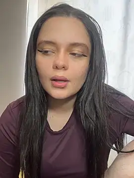 Selena Roa online show from March 2026 04:18:02 PM