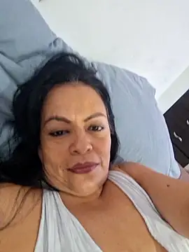 viviana-sexi online show from February 2026 11:00:01 PM