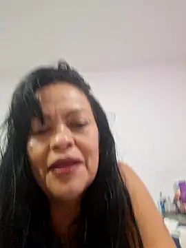 Snapshot of viviana-sexi chatting on June 2026 11:02:02 AM viviana-sexi online show from June 2026 11:02:02 AM