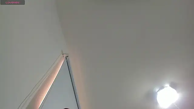 Snapshot of mirandaduboiss chatting on November 2025 05:13:01 PM mirandaduboiss online show from November 2025 05:13:01 PM