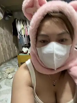 love-xx online show from December 2025 12:01:02 PM