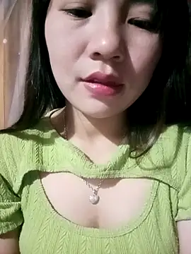 Snapshot of -Lanaa- chatting on November 2025 07:41:02 PM -Lanaa- online show from November 2025 07:41:02 PM