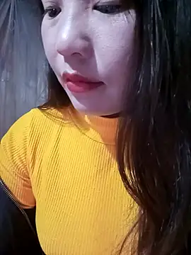 Snapshot of -Lanaa- chatting on November 2025 06:21:02 PM -Lanaa- online show from November 2025 06:21:02 PM