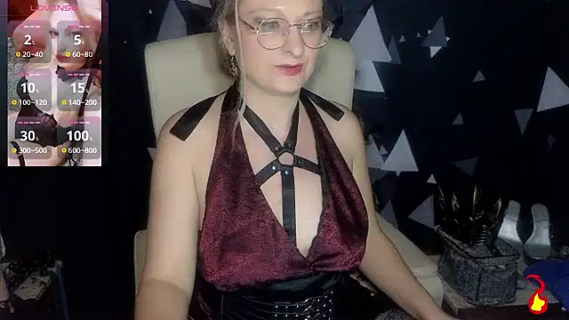 MonicaMis online show from November 2025 03:23:01 PM