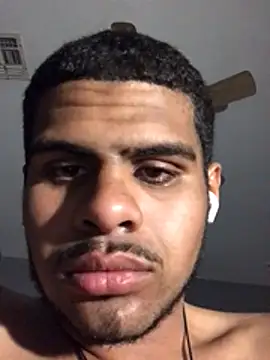 jessieleyyyviii online show from February 2026 03:17:01 AM