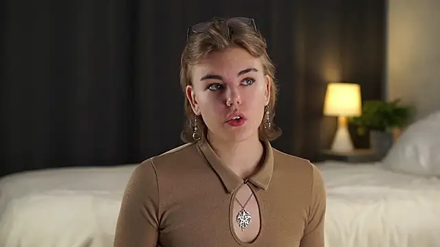 MelodyBaur online show from November 2025 11:33:02 AM