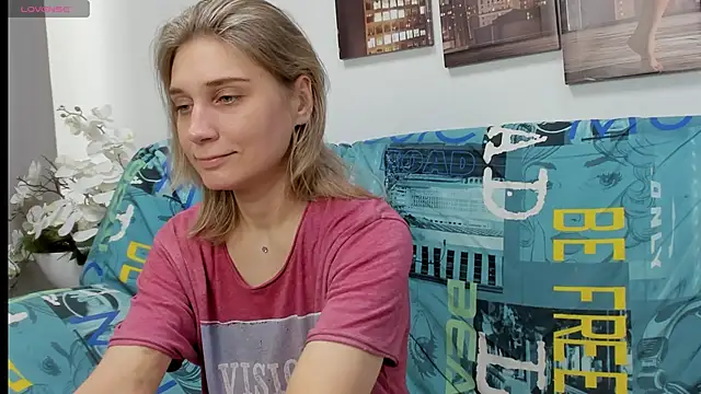 Tenderly Sophie online show from February 2026 01:37:01 AM