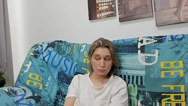 Tenderly Sophie online show from February 2026 07:51:01 AM