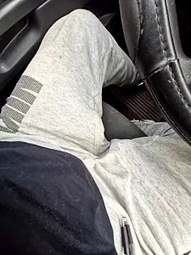 Snapshot of Djemi_7 chatting on February 2026 09:19:02 AM Djemi 7 online show from February 2026 09:19:02 AM