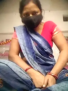 QRESABABY online show from October 2025 11:06:02 PM