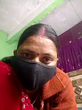 QRESABABY online show from December 2025 10:24:02 AM