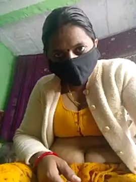 QRESABABY online show from December 2025 10:35:01 AM