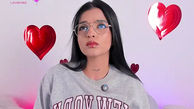 Sophie Duarte online show from February 2026 03:13:01 AM