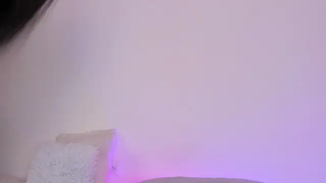 Sophie Duarte online show from April 2026 03:07:02 AM