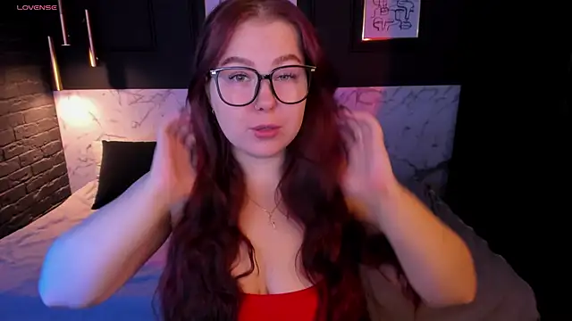 EffyBlush online show from November 2025 01:32:02 PM