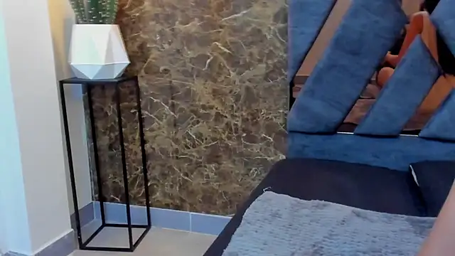 sydney miller  online show from October 2025 11:21:02 PM