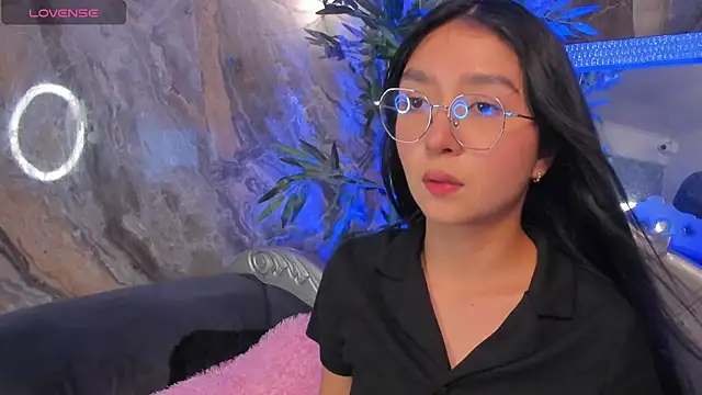 sydney miller  online show from February 2026 11:20:01 PM