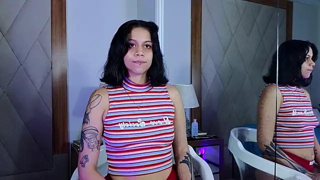 Athenea sky  online show from November 2025 03:46:01 PM