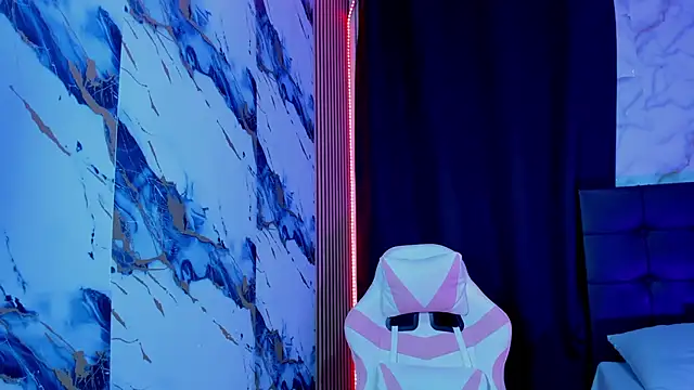 Snapshot of Scarlet_DLuce chatting on February 2026 09:02:01 AM Scarlet DLuce online show from February 2026 09:02:01 AM