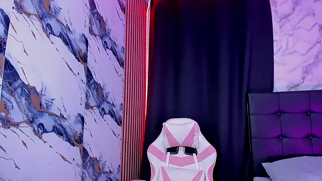 Snapshot of Scarlet_DLuce chatting on February 2026 09:04:02 AM Scarlet DLuce online show from February 2026 09:04:02 AM