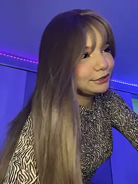 darkkuro 0 online show from October 2025 05:41:01 AM