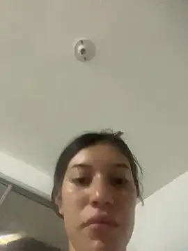 Snapshot of BabyVee_angels chatting on November 2025 05:23:02 AM BabyVee angels online show from November 2025 05:23:02 AM