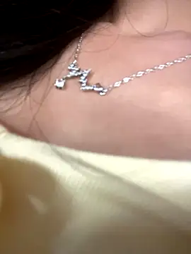 Snapshot of o-one-o chatting on December 2025 07:26:02 AM o-one-o online show from December 2025 07:26:02 AM