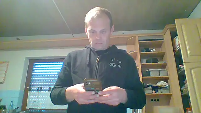 tommy3300 online show from October 2025 06:58:01 AM