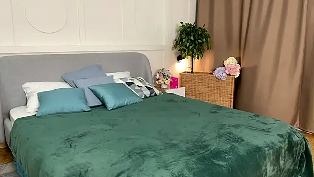 Adele Shy online show from November 2025 01:30:02 AM