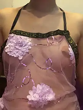 Emily-y online show from November 2025 01:34:02 PM