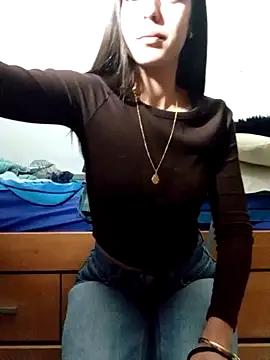 cotoncandyy online show from November 2025 05:15:02 PM