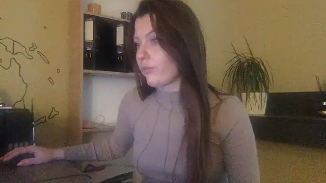 DollyRoma online show from November 2025 09:31:01 AM