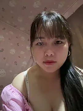 Snapshot of love_pusy09 chatting on May 2026 01:33:02 AM love pusy09 online show from May 2026 01:33:02 AM