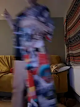 Snapshot of Raven_Fantastic chatting on October 2025 02:57:02 AM Raven Fantastic online show from October 2025 02:57:02 AM