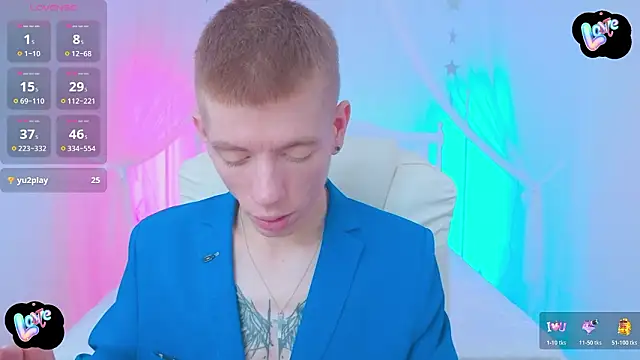 Cristian  Dior online show from February 2026 10:02:02 PM