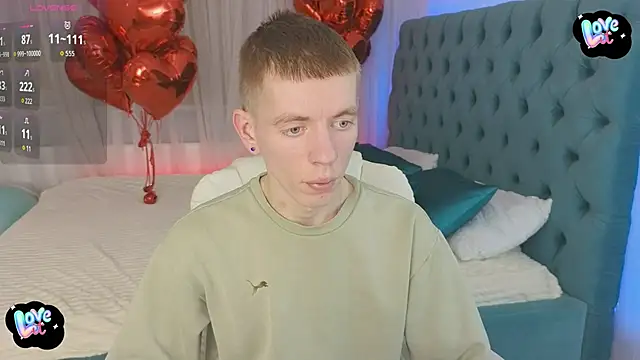 Cristian  Dior online show from February 2026 09:22:01 PM