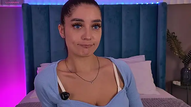 EricaKors online show from March 2026 08:40:01 AM