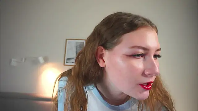 MegganKinson online show from November 2025 05:06:01 AM