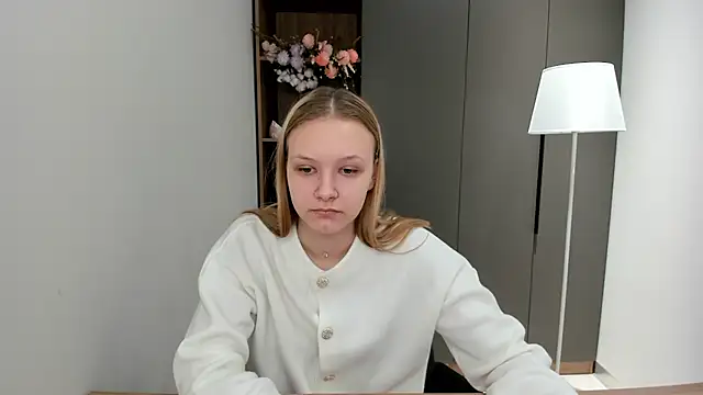 ElissaGlod online show from October 2025 06:45:01 AM