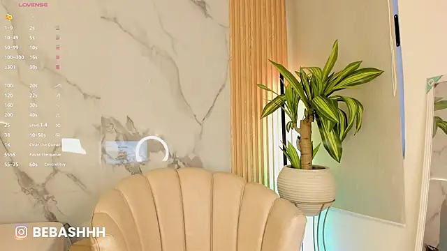 Snapshot of Fyre_divine chatting on November 2025 12:37:02 PM Fyre divine online show from November 2025 12:37:02 PM