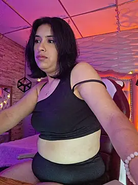 Roxanne Han online show from February 2026 12:09:02 PM