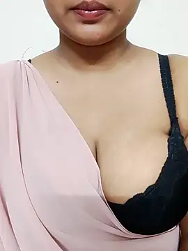 Snapshot of PORI-MONI2025 chatting on November 2025 03:29:02 PM PORI-MONI2025 online show from November 2025 03:29:02 PM